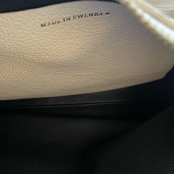 Kate Spade cream color pebble leather tote - Picture 10 of 10